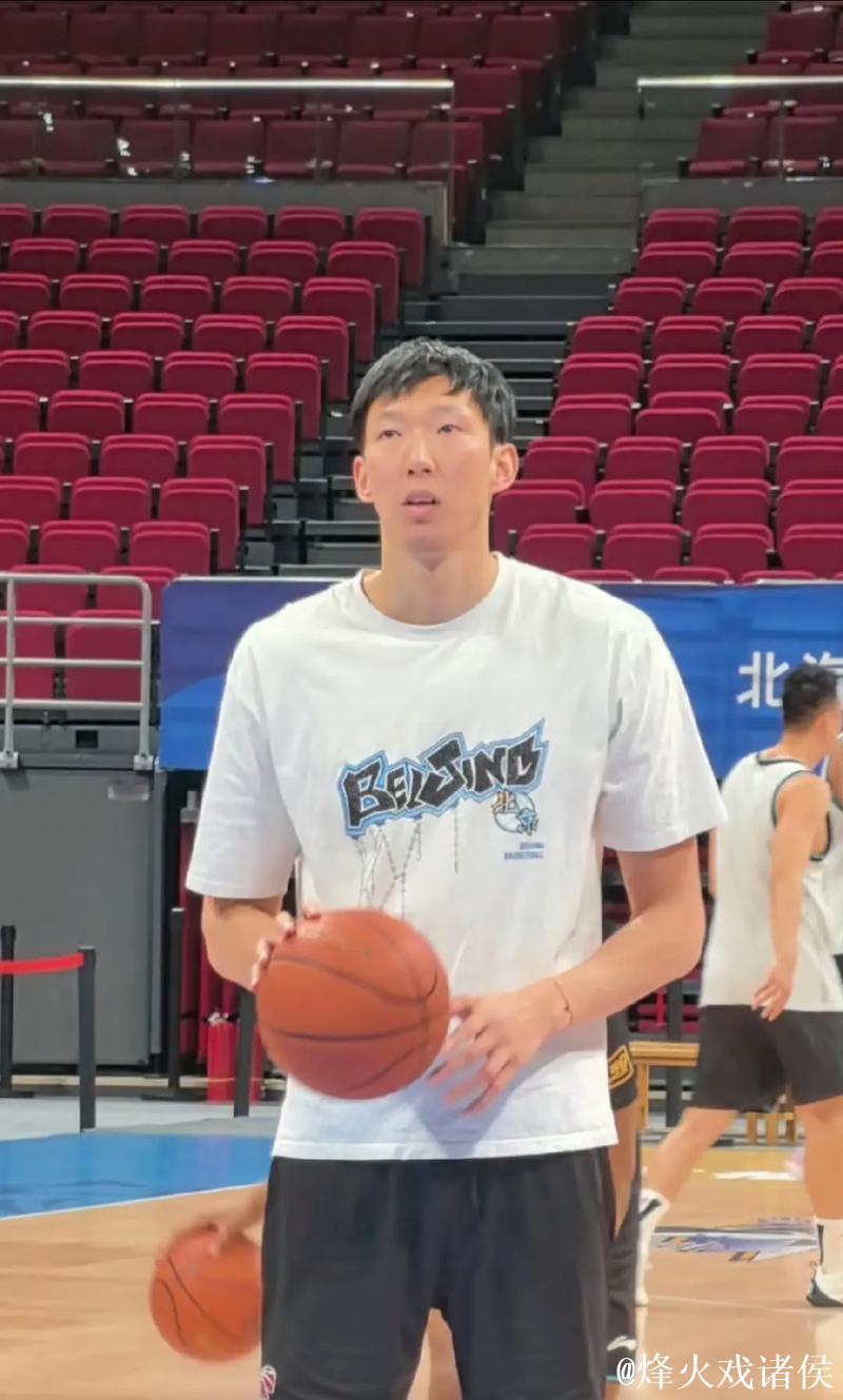 周琦10+10首钢力克辽宁 杨瀚森12分青岛胜四川 周琦10+10首钢力克辽宁 杨瀚森12分青岛胜四川